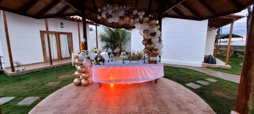 Taman di luar Cabañas brisas del mar