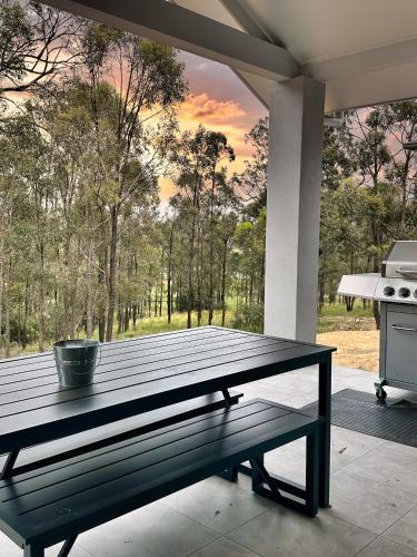 Galería fotográfica de 5BR, 3 toilets, 2 Baths - Exclusive Acreage Home en Muswellbrook