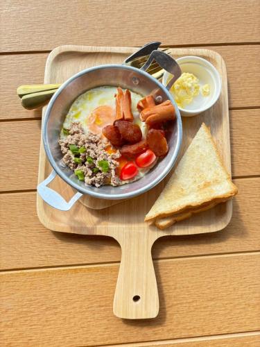 Mad på resortet eller i nærheden