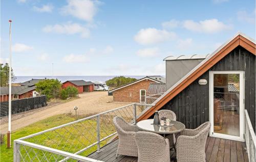 Μπαλκόνι ή βεράντα στο Amazing Home In Tarm With Sauna