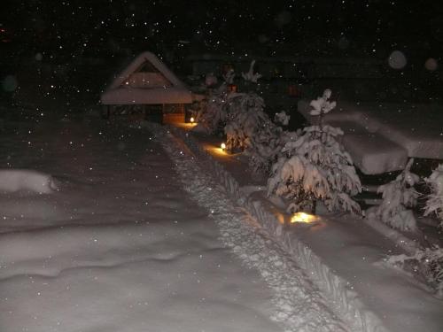 Anna i Franciszek Żegleń Maćkulok im Winter