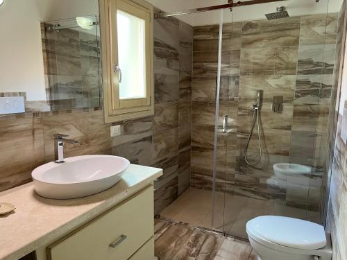 Un baño de Residenza Limpiddu