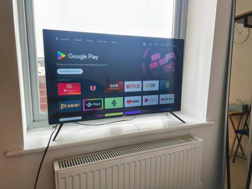 Galería fotográfica de GOLD Penthouse Room 5min to Basingstoke Hospital en Basingstoke