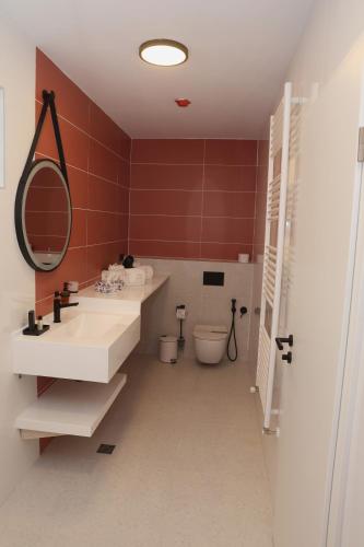Ένα μπάνιο στο Montan-Aparthotel