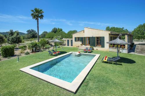 Villa Figueral by Villa Plus