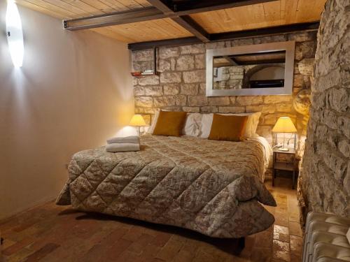 Una cama o camas en una habitación de Brizi 5