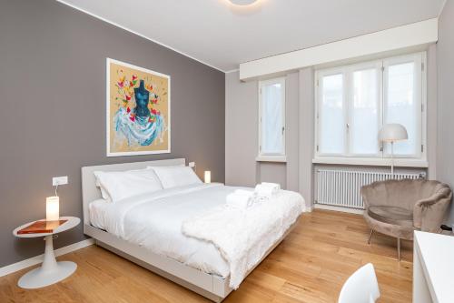 Luxurious & Spacious Flats in Duomo