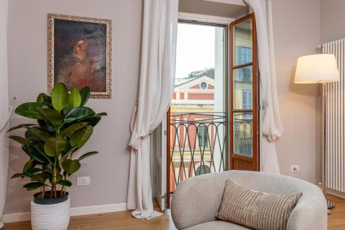 Luxurious & Spacious Flats in Duomo