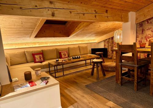 Posezení v ubytování Grand appartement rénové de 110m2 aux Contamines