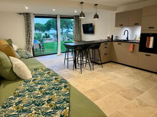 Dapur atau dapur kecil di Domaine LUMISTELLA