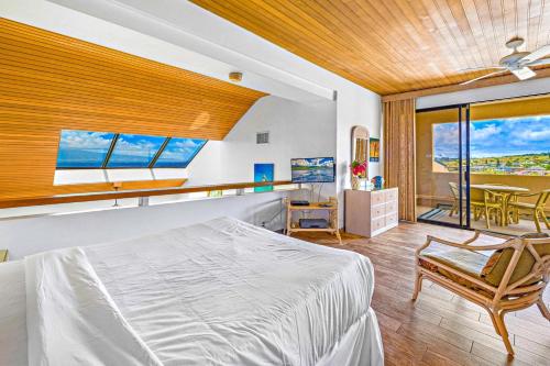 Postel nebo postele na pokoji v ubytování KBM Resorts FREE CAR Sands of Kahana Ocean view 3-Bedroom Condo Penthouse Recently Remodeled SOK-292