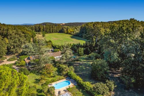 Villa Sur Lile by Villa Plus