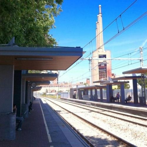 Φωτογραφία από το άλμπουμ του Jordi home 15 minutes to center by train σε Sant Adria de Besos