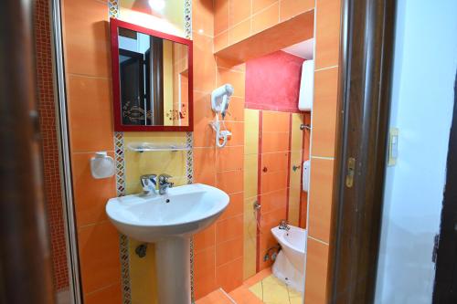 Un baño de B&B L'Infiorescenza new
