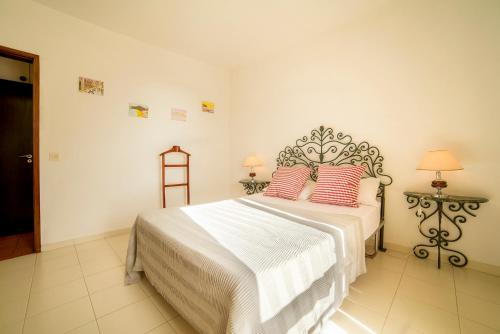 Ένα ή περισσότερα κρεβάτια σε δωμάτιο στο Seaview 1 Bed Apartment