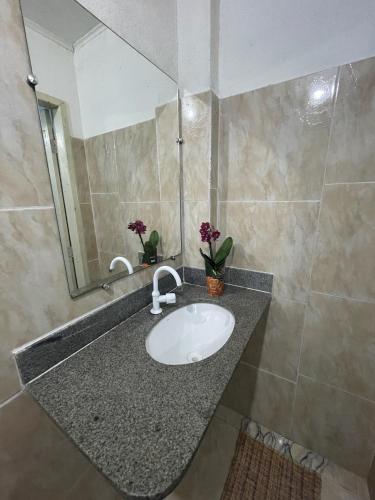 Ένα μπάνιο στο Hope Hostel Praia do Morro