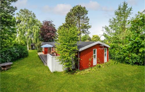 Jardín al aire libre en Awesome Home In Malling With Wifi