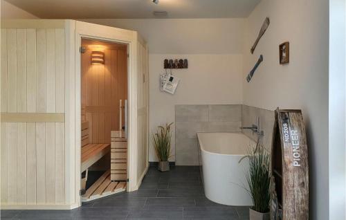 Awesome Home In Büsum With Sauna photo 32