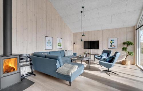 Χώρος καθιστικού στο Cozy Home In Væggerløse With Wifi