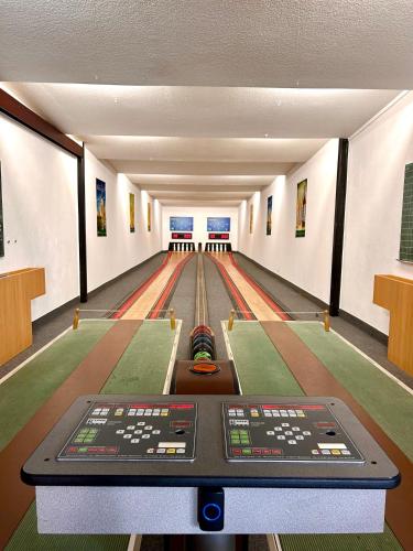 Eine Spielezimmer in der Unterkunft Wiehenkrug