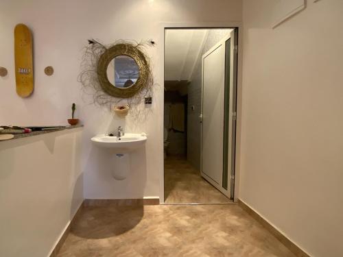 Koupelna v ubytování Desart Hostel