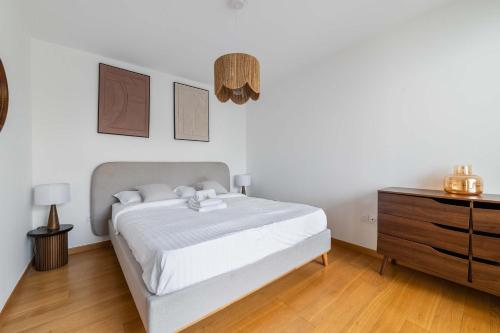 Appartement lumineux avec terrasse Courbevoie - 4P - FLAT-GUEST