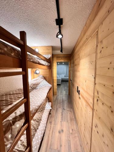 VAL THORENS, SERAC 7 - TOUT NEUF, pied des pistes, plein sud, vue magnifique - familial photo 2
