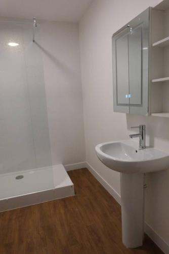 Kelpies Hotel Falkirkにあるバスルーム
