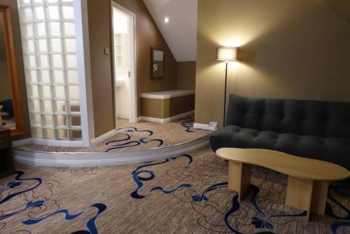 Kelpies Hotel Falkirkにあるシーティングエリア