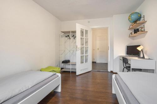 Ένα ή περισσότερα κρεβάτια σε δωμάτιο στο Wohnung Hannover ogli