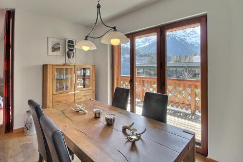 Next to ski lift and sportcenter - Lodge 8