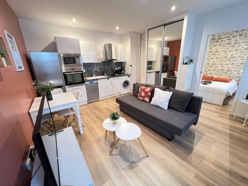 Le Rémois - Appartement rare - Cour privée - Parking - Reims