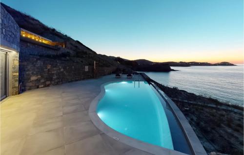 Πισίνα στο ή κοντά στο 1 Bedroom Cozy Home In Lygaria