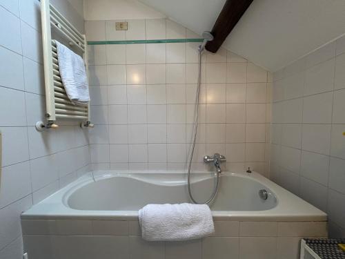 Casa Tiare, Artsy Apartment zona Brera Moscova