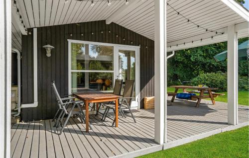 Fotografie z fotogalerie ubytování Holiday Home Bøsholmstien Glesborg Iv v destinaci Fjellerup Strand