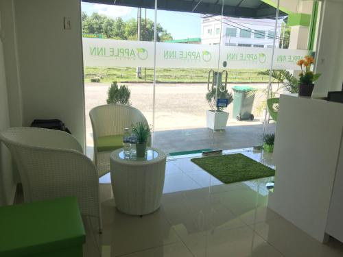 Фотография из галереи Apple Inn Hotel в городе Сунгай-Петани