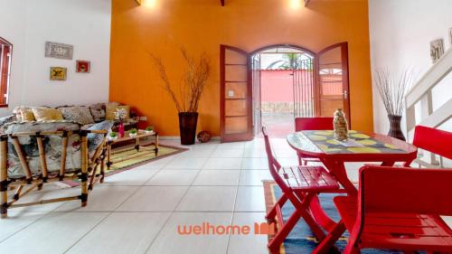 Χώρος καθιστικού στο Espaço incrível à 7 minutos a pé da praia em Itanhaém