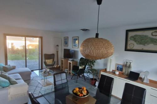 Maison moderne et chaleureuse, emplacement idéal