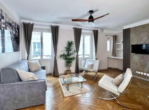 Typical Luxurious Parisian Getaway