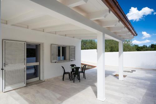 Μπαλκόνι ή βεράντα στο ISA-Residence in Orosei, apartments 4 beds with air conditioning