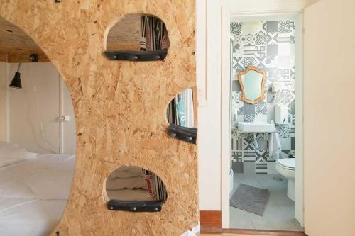 Um banheiro em Sunset Destination Hostel