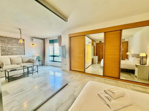 RS 16 Studio II Center of Marbella by EaW Homes