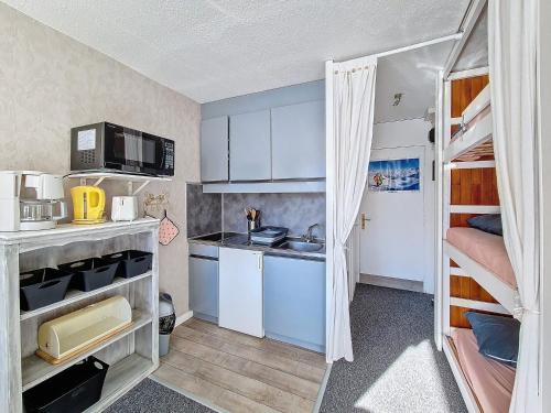 Studio confortable au pied des pistes avec balcon - FR-1-344-952