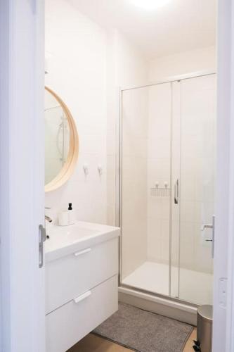 Koupelna v ubytování 1 bedroom apartment in Liège center - 3rd floor