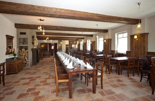 Εστιατόριο ή άλλο μέρος για φαγητό στο Koczor Winery & Guesthouse