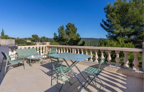 Gorgeous Apartment In Le Luc With Wifi