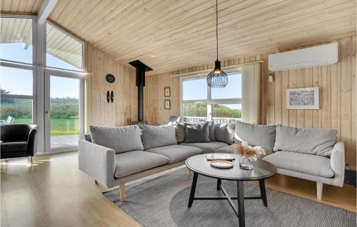 Khu vực ghế ngồi tại Holiday Home Martsvej