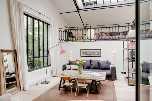 Paris Green House residence