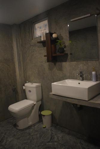Rasa Homestayにあるバスルーム