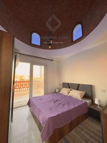 Postel nebo postele na pokoji v ubytování Astonishing Twin Villa in O-C